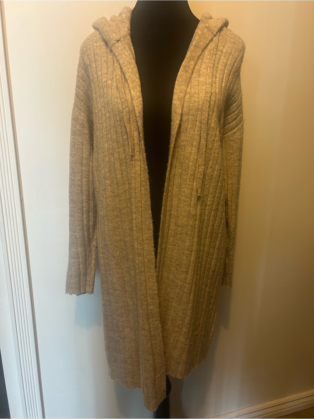 Vero Moda Ribbed Hooded Cardigan in Light Tan